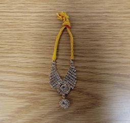 Necklace for 3 to 4 inches Deities